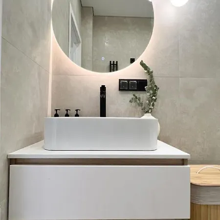 Spazioso E Accogliente Sirtori Hotel Milaan